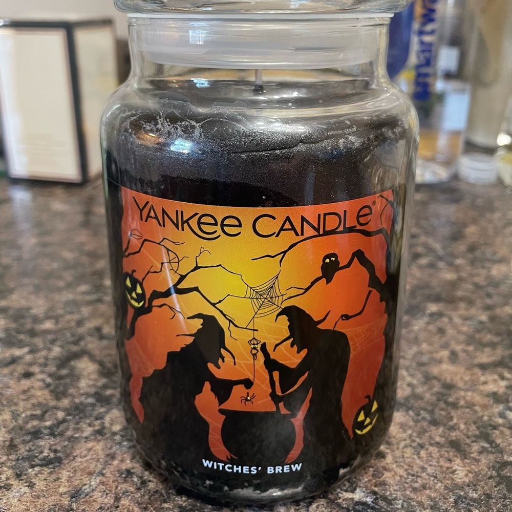 Witches brew yankee candle
